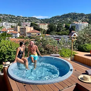 Hotel Western Premier Le Patio Des Artistes Wellness Jacuzzi