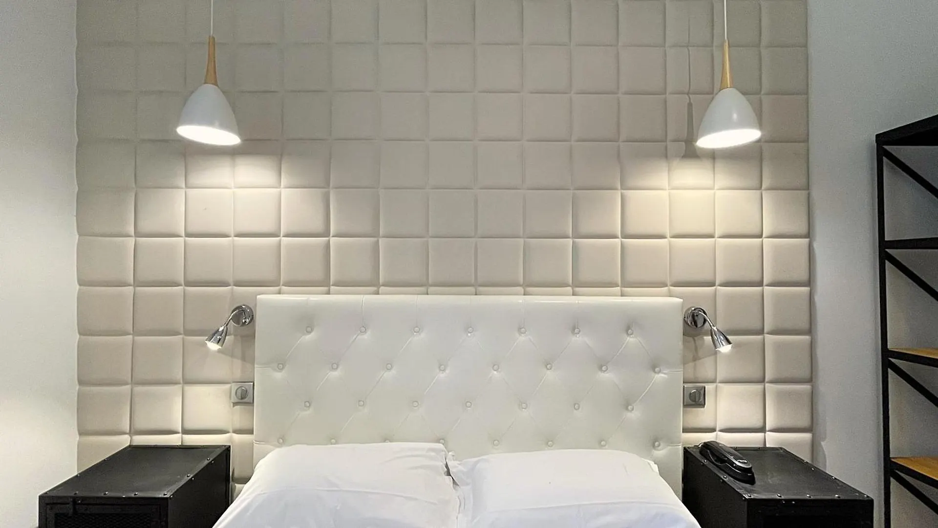 Hotel Le Florian Канны 2*,  Франция